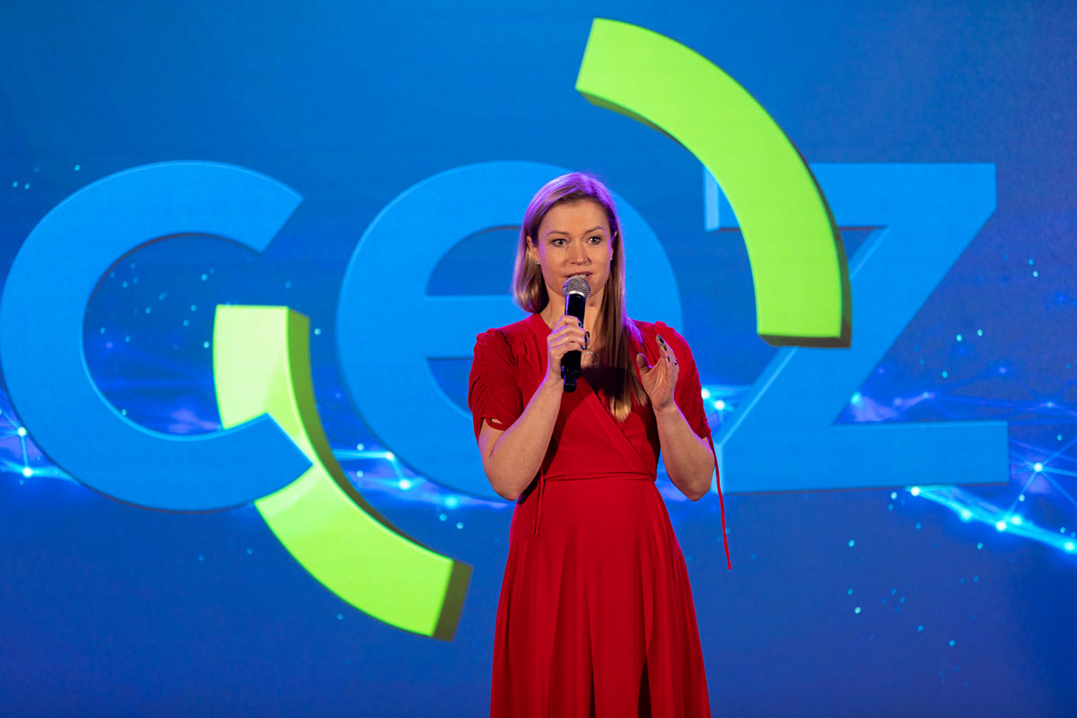 Przemawiająca Anna Goławska