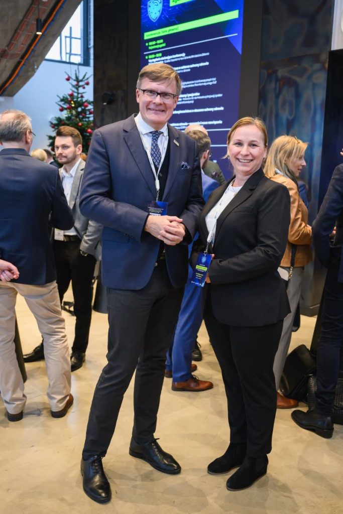 Paweł Ptaszyński i Małgorzata Olszewska pozujący do zdjęcia